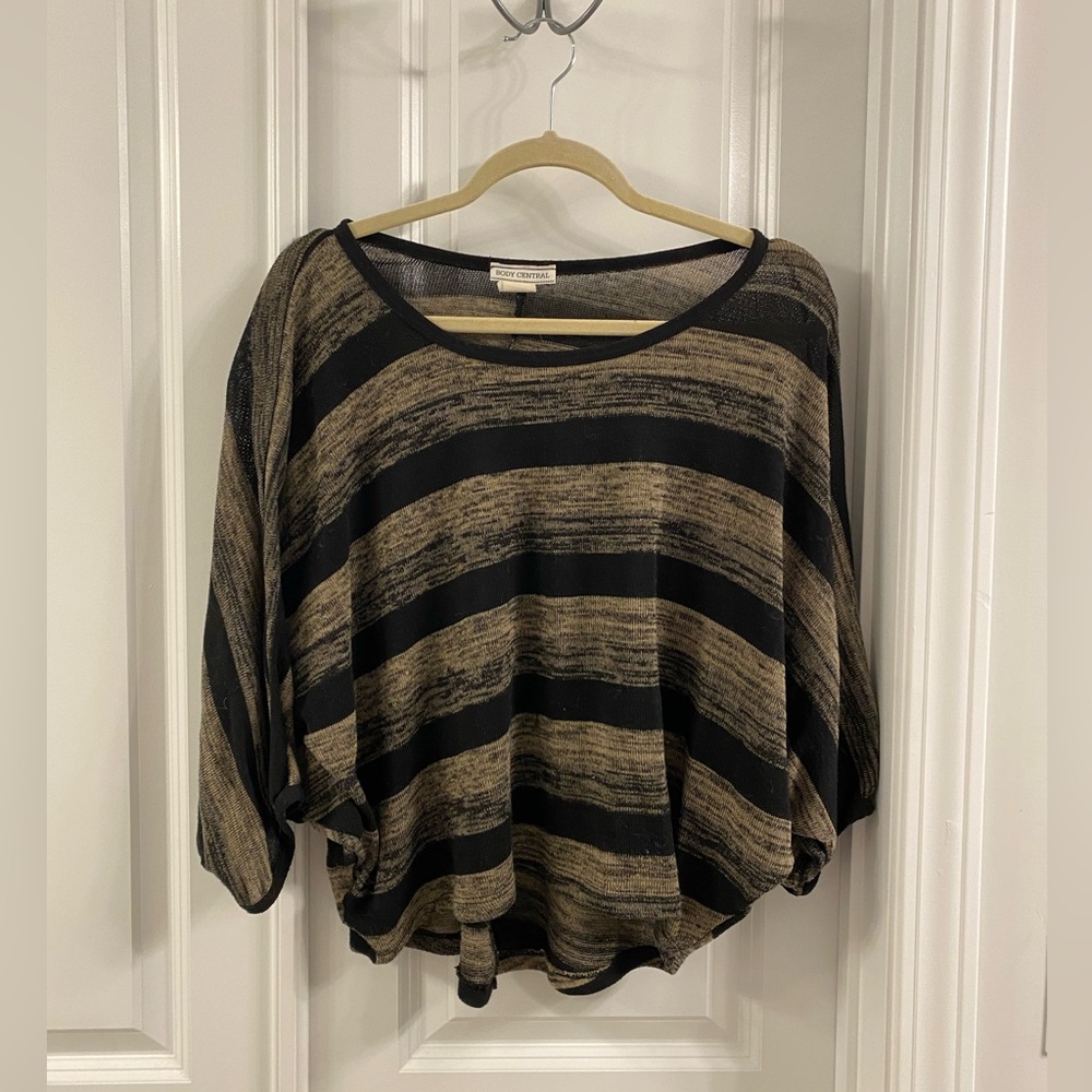 Body central baggy top